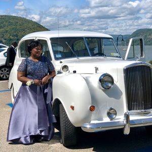 Meet your Posher, June